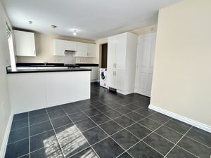 Kitchen/Diner- click for photo gallery